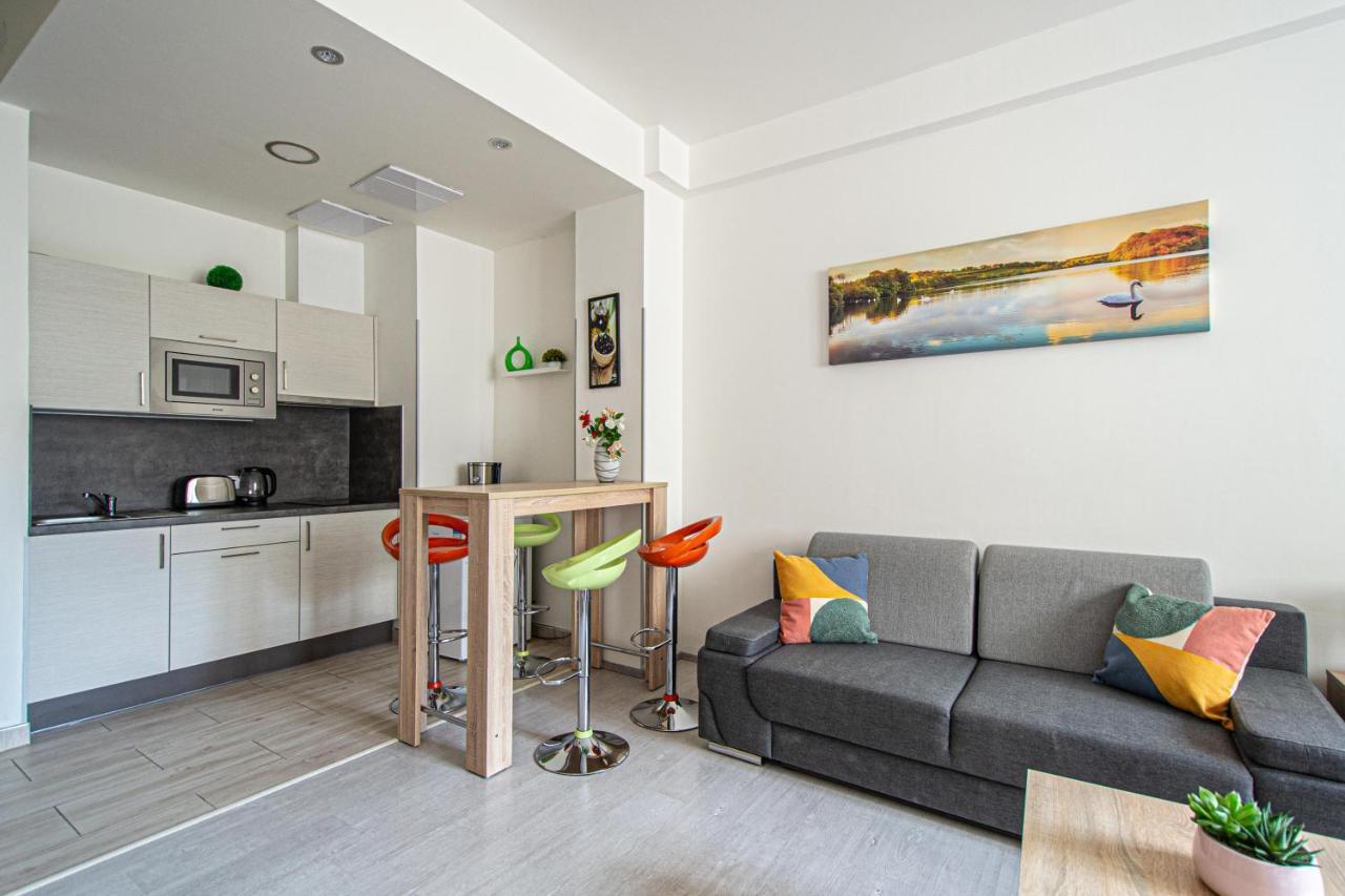 פראג Executive Bright Apt. By Ruterra מראה חיצוני תמונה